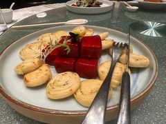 玫瑰鹅肝配上海葱油饼-上海人家花樣年华(中山公园店)