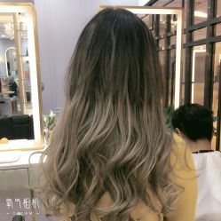 点击看大图 -黛蓝形象定制