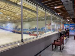 -乔波室内滑雪场