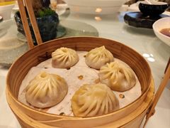 蟹黄小笼包-松鹤楼·非遗·苏帮菜(融科店)