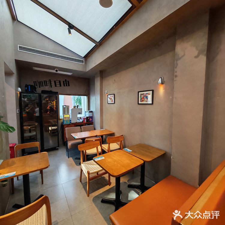 团结湖餐酒吧,环境超好适合脑袋放空!