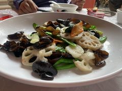 荷塘月色-香山家宴