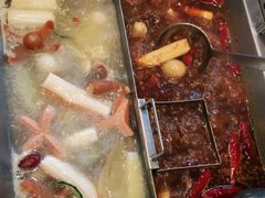 小鸳鸯锅底-野妹火锅(龙岗店)