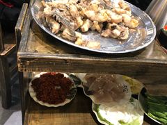 -肖肖酸萝卜鱼火锅(总店)