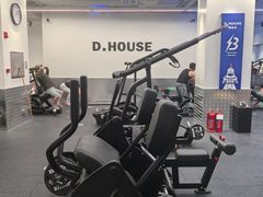 -帝豪斯健身俱乐部(市府恒隆广场店)