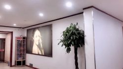 -小乐化妆美甲半永久培训学校