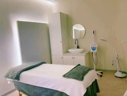 -VE专注问题肌·赛诺龙&科学美肤中心