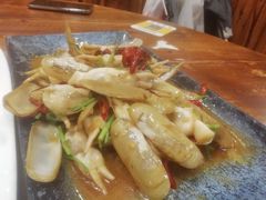 -老东镇啤酒屋海鲜加工·蒸汽海鲜·海鲜烧烤(台东店)