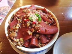 土冒培根-炉小二铜锅牛蛙•川湘菜(三里屯店)