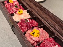 -左庭右院鲜牛肉火锅黑金店(陆家嘴中心店)
