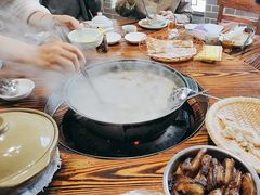 -侠成水上农庄(工业大道店)