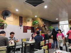大堂-韦记螺蛳粉(NO2店)