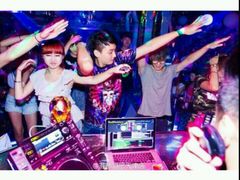 android_upload_pic-Dr.Feeling 菲林酒吧(天津店)
