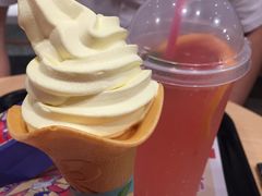 Kfc甜筒-小满手工粉(上海月星环球港店)