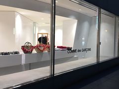 -川久保玲(大阪店)