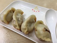 锅贴-珊珊小笼馆(仙霞路店)