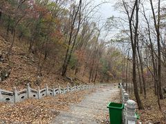 -九鼎铁刹山风景区