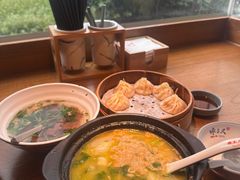 -馋三尺蟹粉小笼(人民广场店)