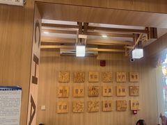 -霸王茶姬(南强街店)