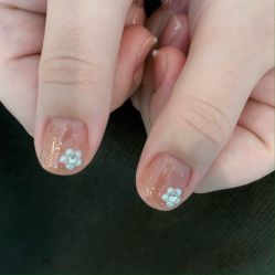 -MOMO·Nail美甲美睫