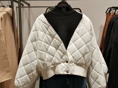 -URBAN REVIVO(西安Momopark店)