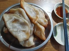 -黄阿姨锅贴大王(万航渡路店)