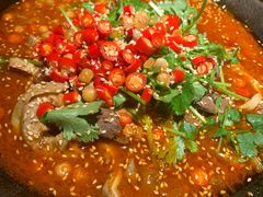 麻辣牛杂香锅-麻六记(新天地店)