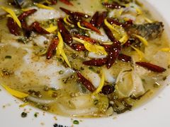 -渔语鱼酸菜鱼新川菜(来福士店)