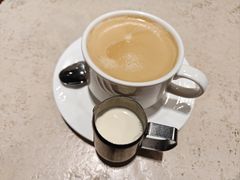 阿维斯公司咖啡-阿维斯咖啡(镜湖店)