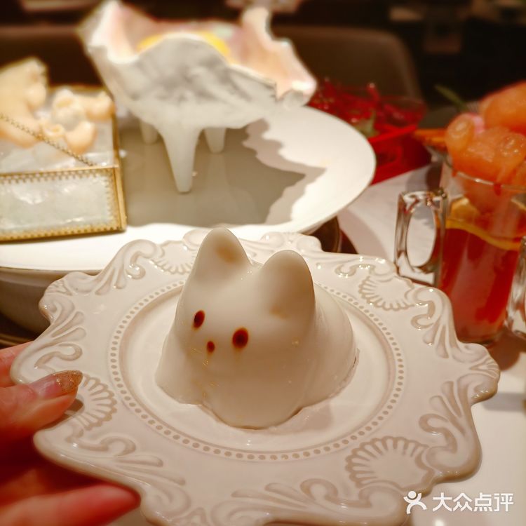 “领鲜天下·花胶鸡火锅”一碗汤底抵十张面膜✌
