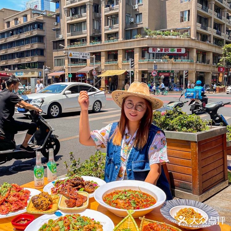 成都旅游功攻略‼️春熙路必吃美食集合,共6家