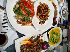 -快乐海鲜酒楼(滇池路店)