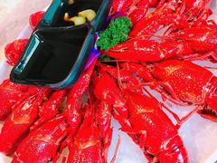 -沪小胖小龙虾(淮海中路旗舰店)