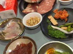 -尚品海鲜肥牛自助火锅(湖明店)