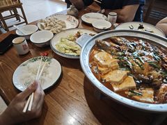-东来菜馆•手抓海鲜家常菜•海鲜锅贴(鸽子窝店)