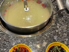 -一席地·本地鸡窝·杭帮鸡火锅(萧山银隆百货店)