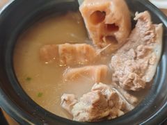 -莲餐厅·湖北菜·潜江小龙虾店(愚园路店)