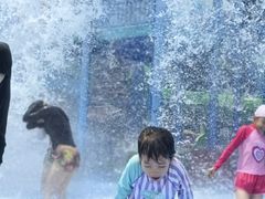 -欢乐水魔方水世界