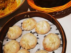 -馋三尺蟹粉小笼(人民广场店)