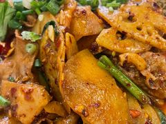 -乐山食古香跷脚牛肉