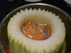 -得意咚瓜·顺德鱼生·冬瓜火锅(深圳首店)