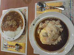 炸豬排奶酪咖喱飯&奶香雞肉咖喱蛋包飯-CoCo壱番屋(久光百货店)