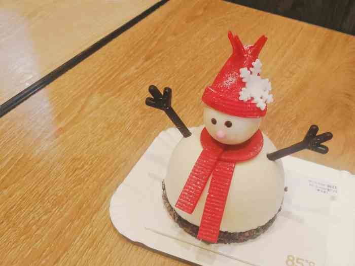 85度c 中山路百盛负一楼          像这样长得太好看的蛋糕,我