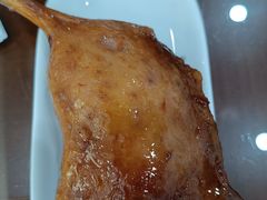 烤鸭腿面-百年老字号·观振兴蟹黄面·三虾面·苏式面(观前街富仁坊巷店)