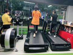 -征成健身连锁私教工作室(九公里店)