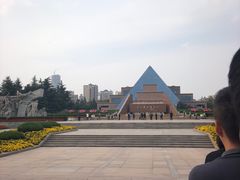 -上海市龙华烈士陵园