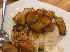 -西部马华清真兰州牛肉面·烧烤夜市(关东店)