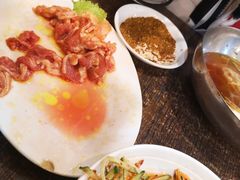 -韩风烤牛肉冷面店