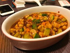 -孙家外婆•长春地标美食新名片(吾悦广场店)