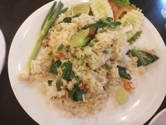 -J Daeng Seafood
